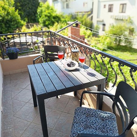 Apartman Komadina Ξενοδοχείο Μακάρσκα Εξωτερικό φωτογραφία